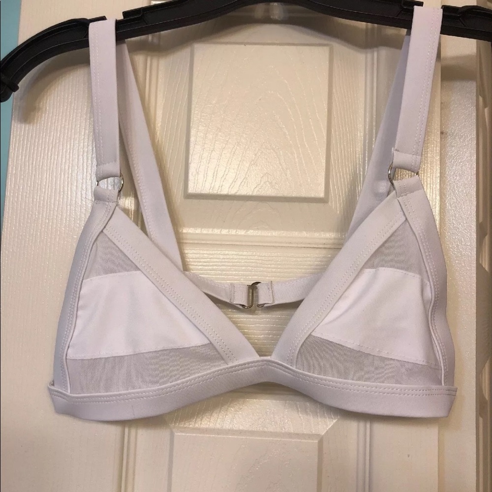 White Micro Brazilian Cut / Triangle Top large - Picture 5 of 10